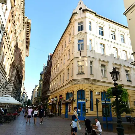 Váci 61