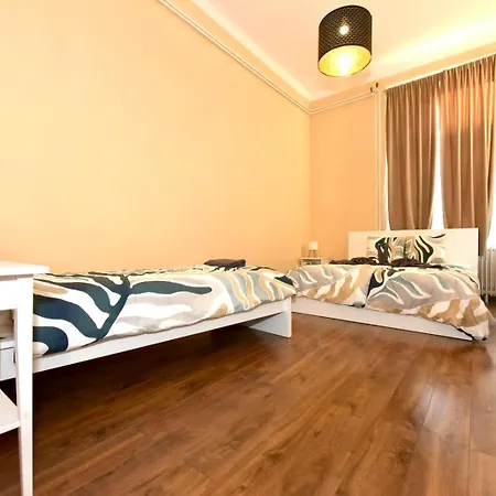 Váci 61 * Budapest